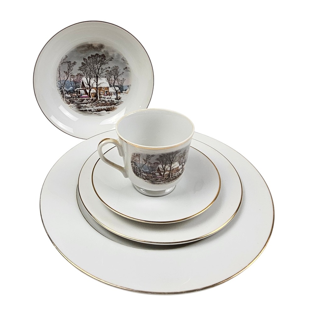 Vintage Avon Fine Porcelain Winter Scene 5 Piece Dinnerware Set Gold‎ Rim Japan